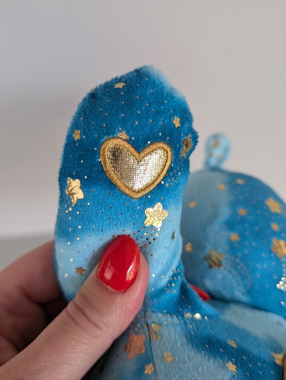 Care Bears Collector Edition Wish Bear, Gold Stars, Glowing Belly - Picture 10 of 14